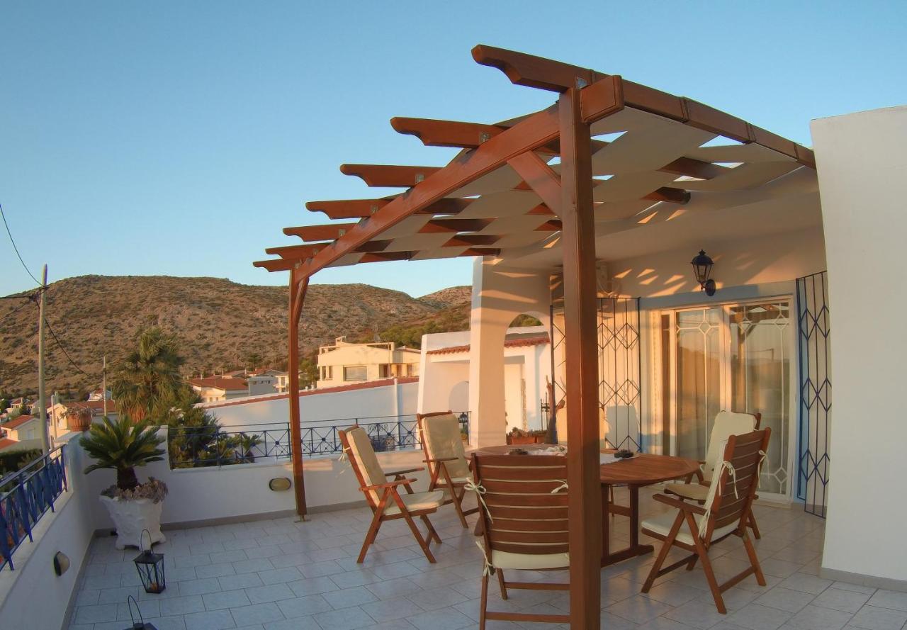 Blue & White Maisonette Over The Sea Near Sounio Sounion Exterior foto